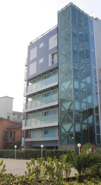 Residenza Edda Apartment Lignano Sabbiadoro Bilik gambar
