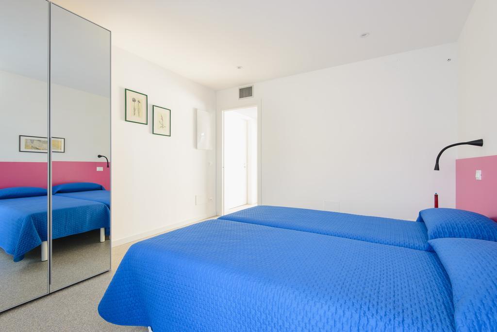 Residenza Edda Apartment Lignano Sabbiadoro Bilik gambar